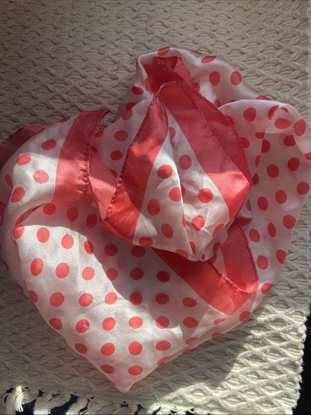 VTG SILK SCARF\WRAP POLKA DOTS - Picture 5 of 8